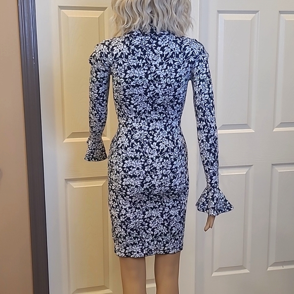 Michael Kors bodycon dress - Picture 4 of 14